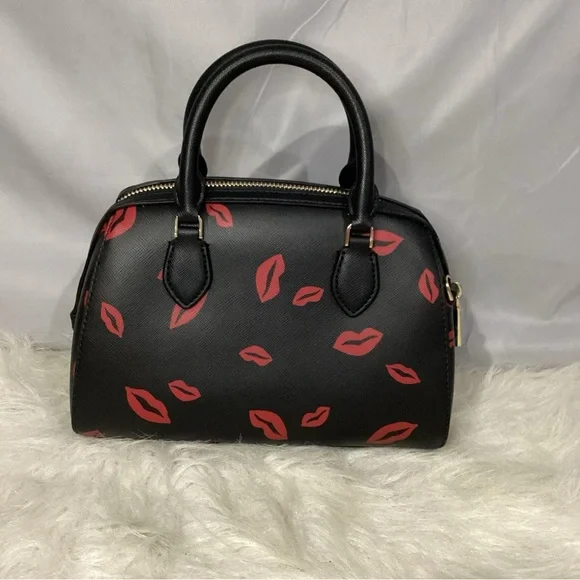 Kate Spade Small Madison Lips Toss Leather Duffle Crossbody Bag EUC 88 - Picture 8 of 13